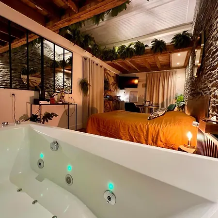 Jungle - Les Petits Plaisirs アンジェ